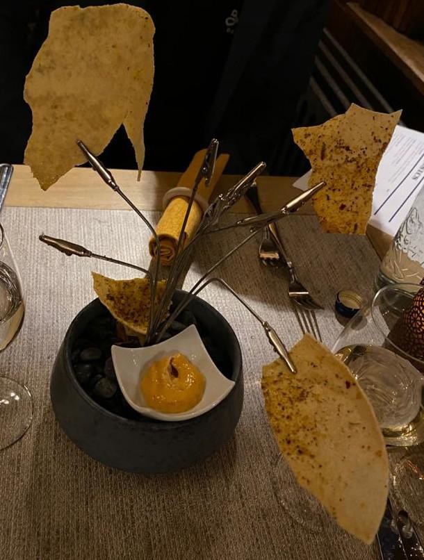 Odd Food Serving (22 pics)