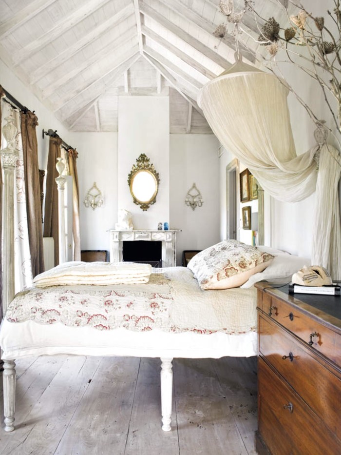 Beautiful Bedrooms (20 pics)