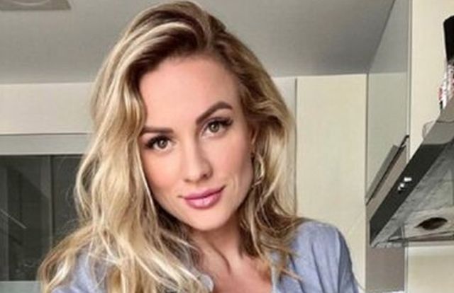 Cute Blondes (29 pics)