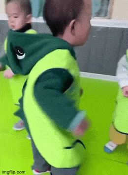 Acid GIFs, May 23 (25 gifs)
