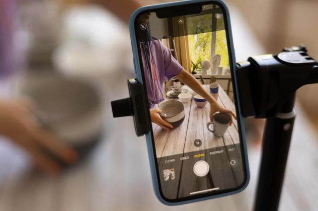 Amplifying Impact with Instagram Giveaways: How to Host Successful Contests to Boost Engagement and Brand Awareness Amplifying Impact with Instagram Giveaways: How to Host Successful Contests to Boost Engagement and Brand Awareness