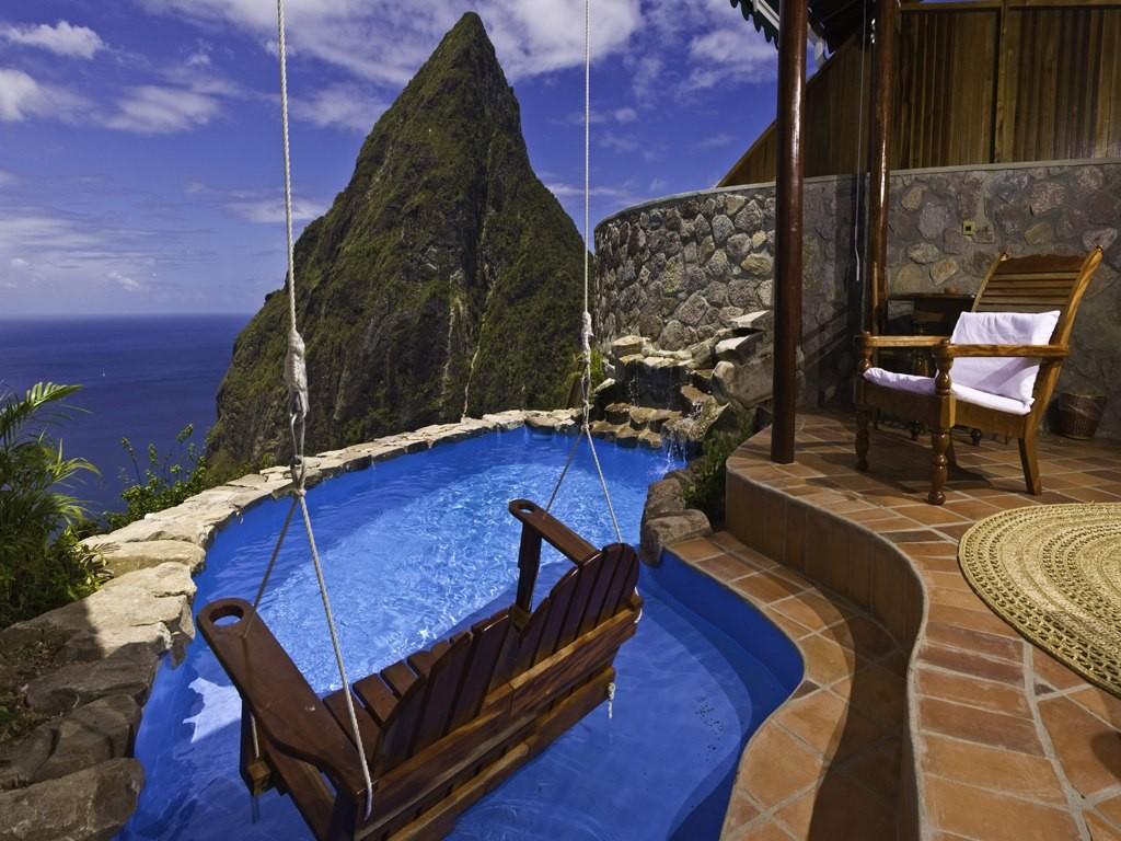Amazing Hotels And Views (33 pics)