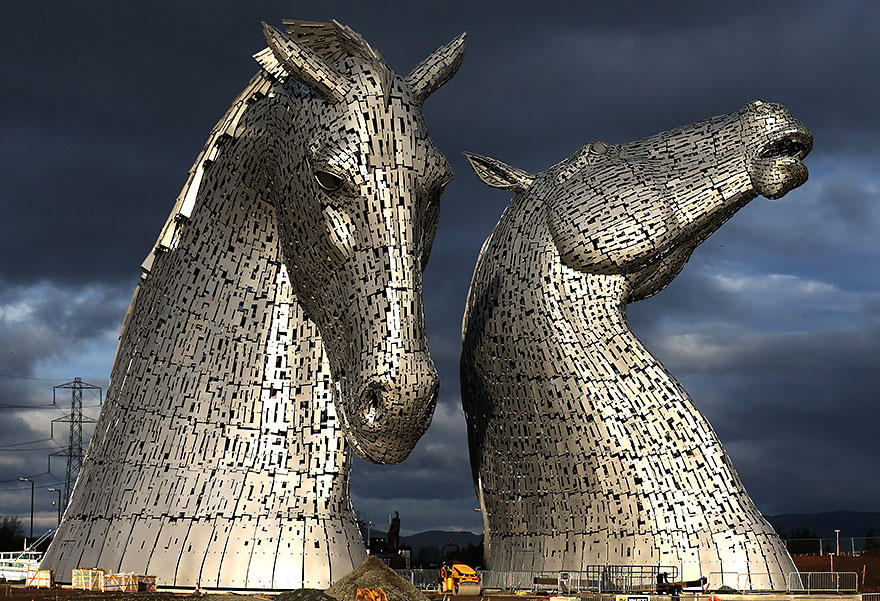 Unusual Sculptures (24 pics)