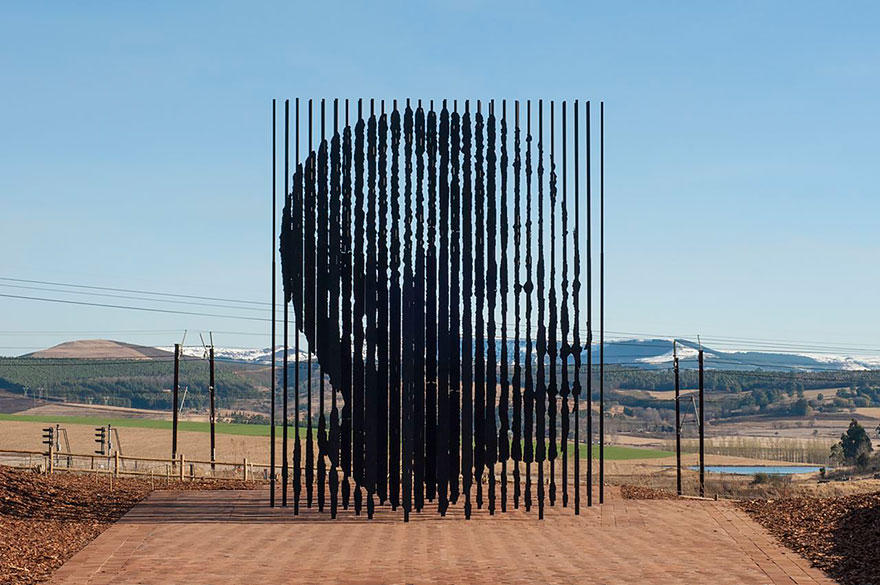 Unusual Sculptures (24 pics)