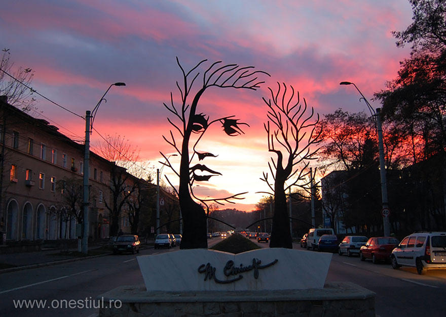 Unusual Sculptures (24 pics)