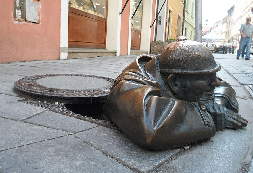 Unusual Sculptures (24 pics)