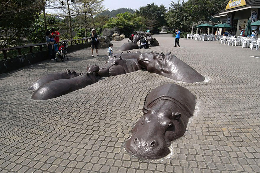 Unusual Sculptures (24 pics)