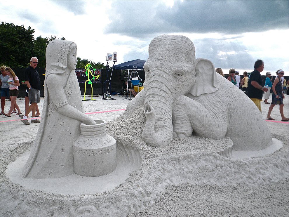 Amazing Sand Sculptures (18 pics)