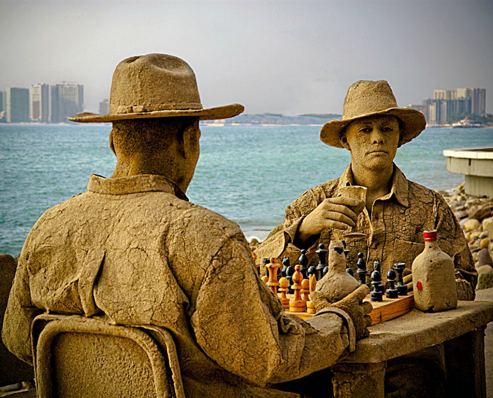 Amazing Sand Sculptures (18 pics)