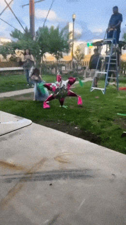 Acid GIFs, June 12 (25 gifs)