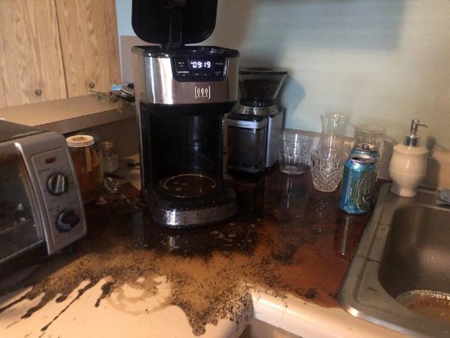 Bad Days Happen (16 pics)