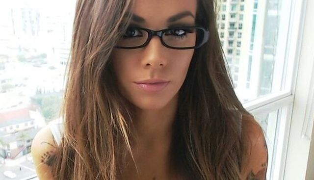 Cute Girls (32 pics)