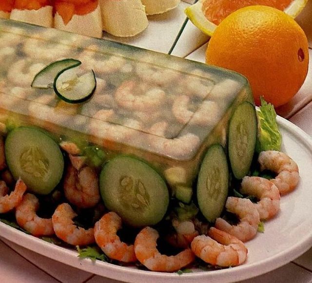 Weird Dishes From The Past (30 pics)