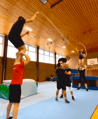Acid GIFs, June 20 (25 gifs)