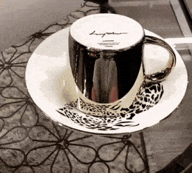 Acid GIFs, June 23 (25 gifs)