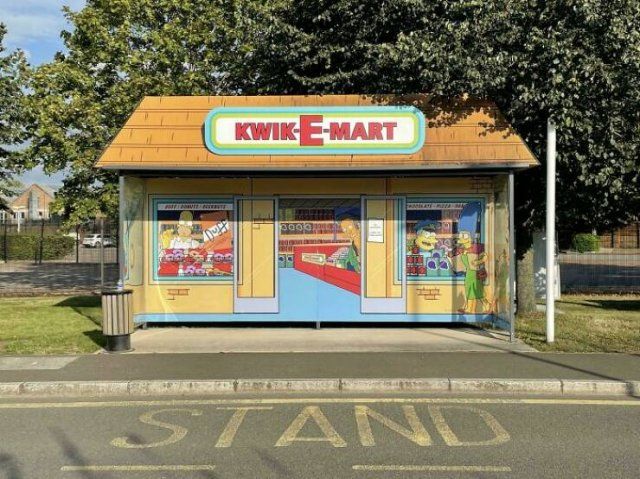 Unusual Bus Stops (25 pics)