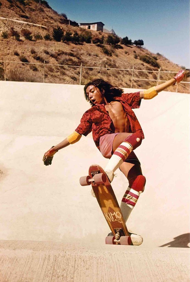 Cool Photos Of American Skaters From The 70's (15 pics)