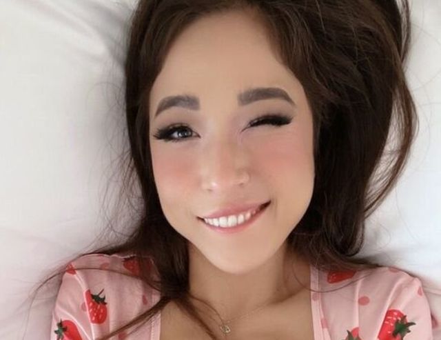 Cute Girls (68 pics)