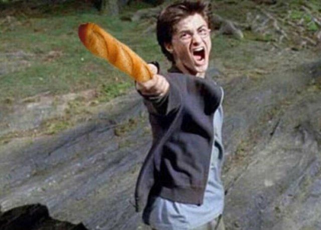 Baguettes In Unexpected Locations (20 pics)