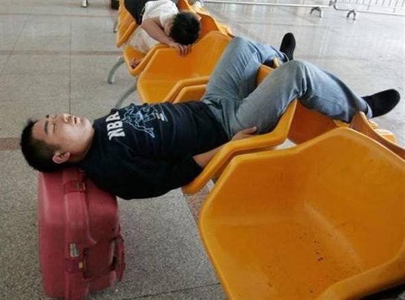 Unusual Situations And Finds In Airports (21 pics)