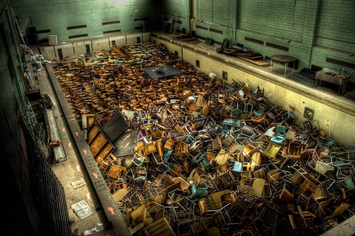 Beautiful Abandoned Places (20 pics)