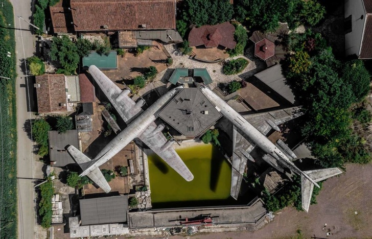 Beautiful Abandoned Places (20 pics)