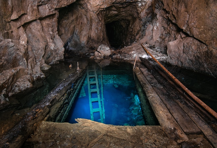 Beautiful Abandoned Places (20 pics)