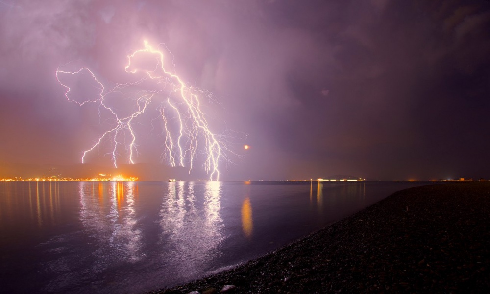 Amazing Photos From Around The World (24 pics)