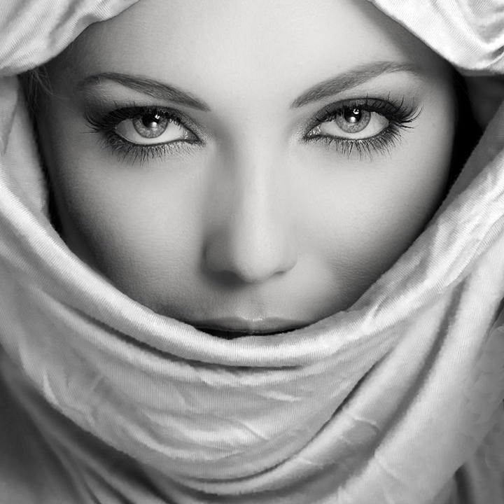 Awesome Black And White Photos (27 pics)