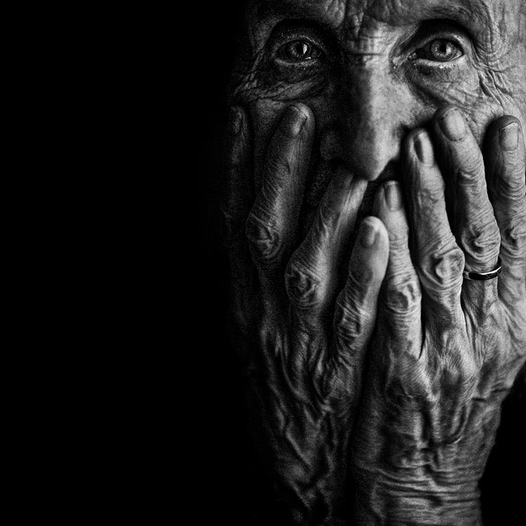 Awesome Black And White Photos (27 pics)