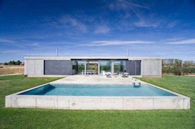 Cool Swimming Pools (27 pics)
