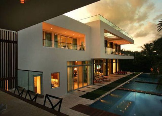Cool Swimming Pools (27 pics)