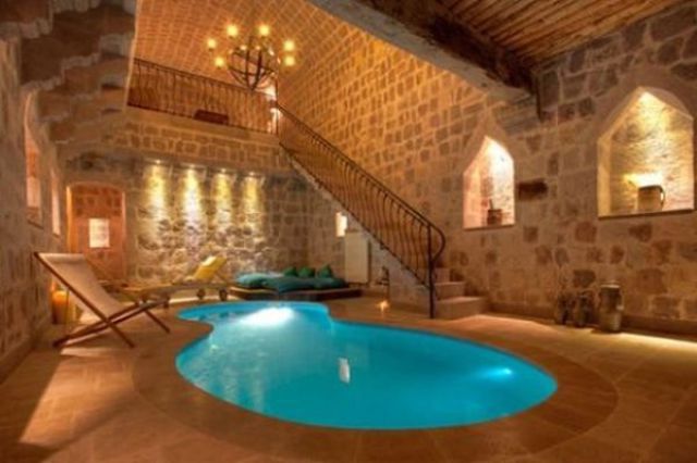 Cool Swimming Pools (27 pics)
