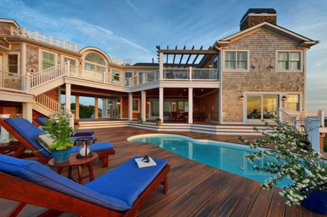 Cool Swimming Pools (27 pics)