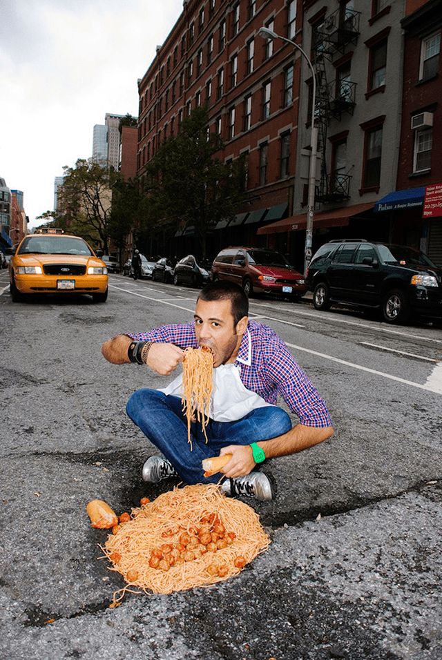 Funny Street Art (15 pics)