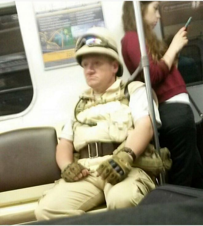 Strange People In The Subway (20 pics)