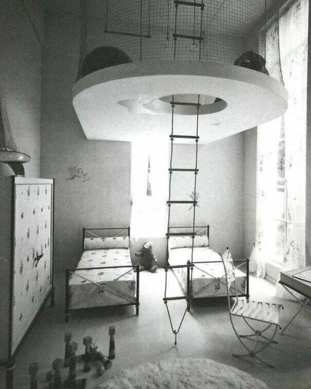 Weird Bedrooms (28 pics)