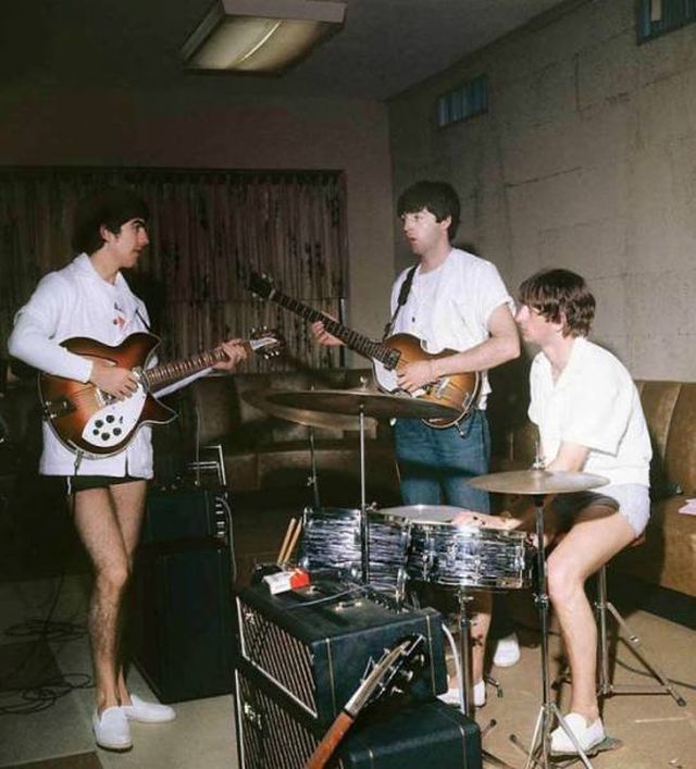 Rare Photos Of The Legendary ''Beatles'' (26 pics)