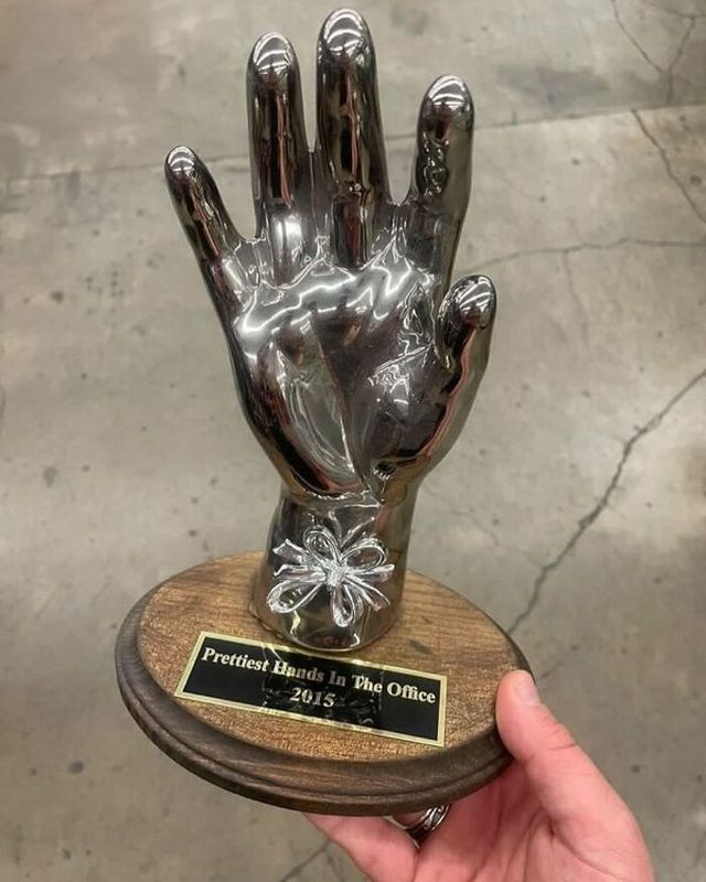 Weird Finds In Thrift Shops (30 pics)