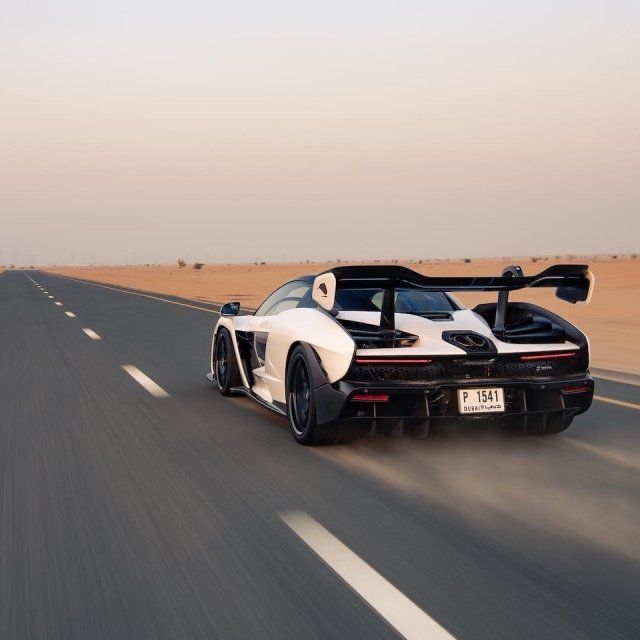 Amazing Cars (34 pics)