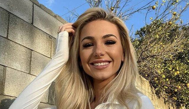 Girls With Beautiful Smiles (42 pics)