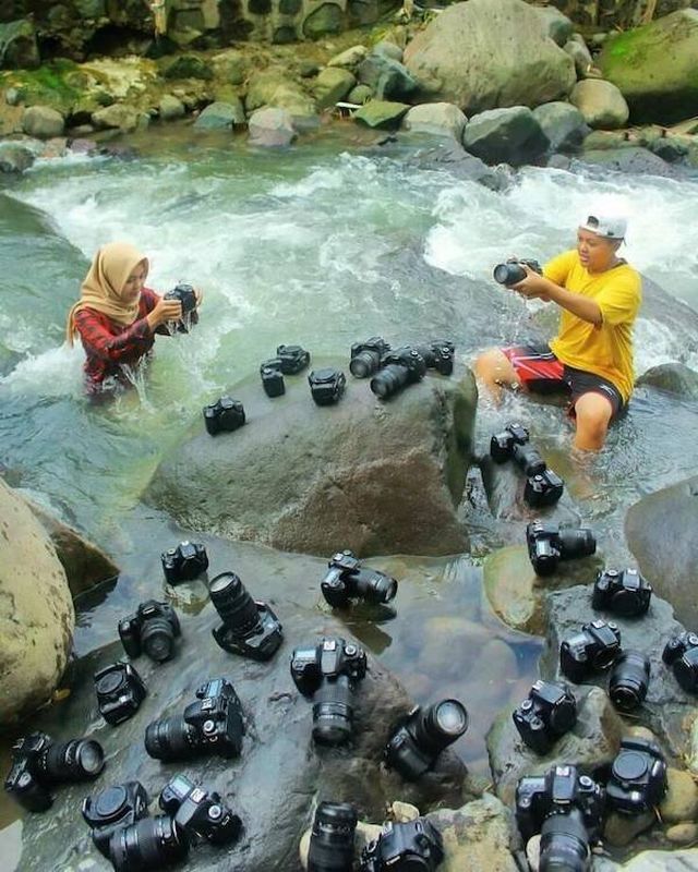 What Is Going On Here? (36 pics)