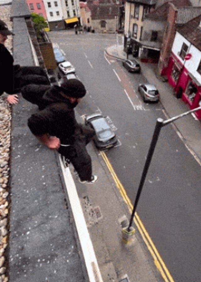 Acid GIFs, August 17 (25 gifs)