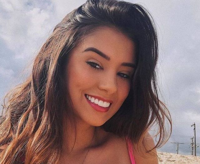 Brazilian Girls (44 pics)