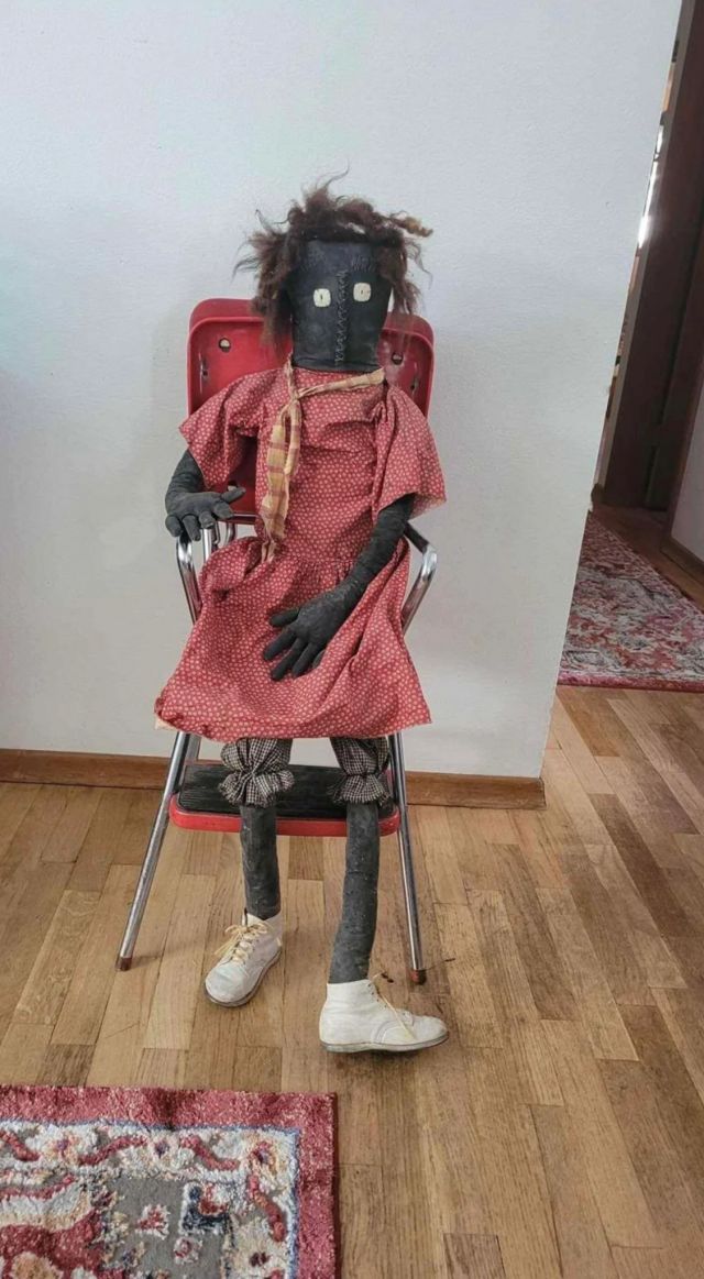 Creepy Dolls (15 pics)