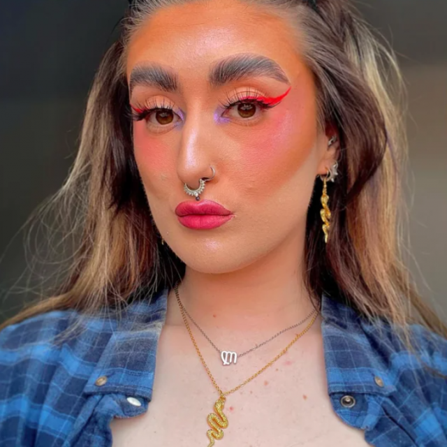 Awful Eyebrows (16 pics)