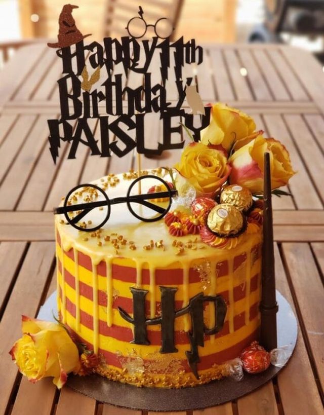 Amazing Cakes (22 pics)