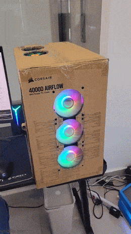 Acid GIFs, September 6 (25 gifs)