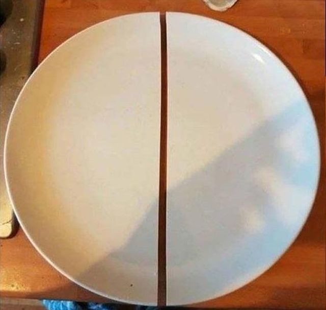 Things That Crashed Perfectly (16 pics)