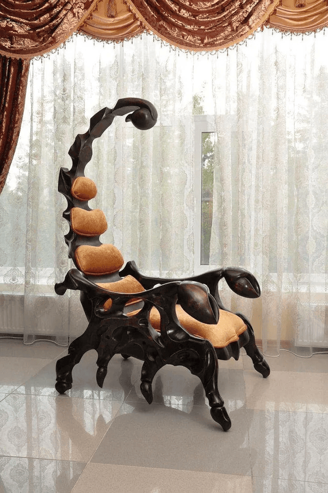 Strange Interior Items (16 pics)